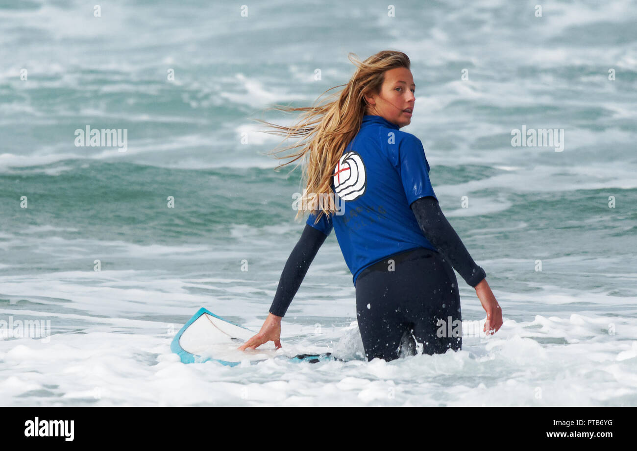 Championnats de surf britannique et de la Cup 2018 winnerJay ouvert, Mens Quinn 35 ans originaire de Nouvelle-Zélande, représentant le Pays de Galles, Roxy womens winner Lucy Banque D'Images