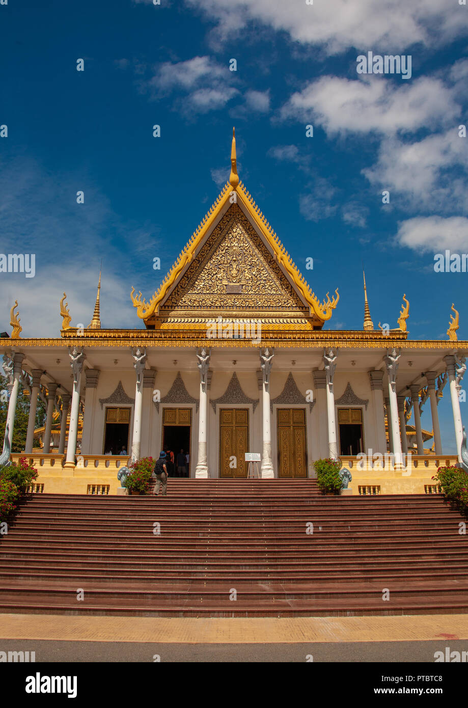 La salle du trône à l'intérieur du complexe du palais royal, Phnom Penh province, Phnom Penh, Cambodge Banque D'Images