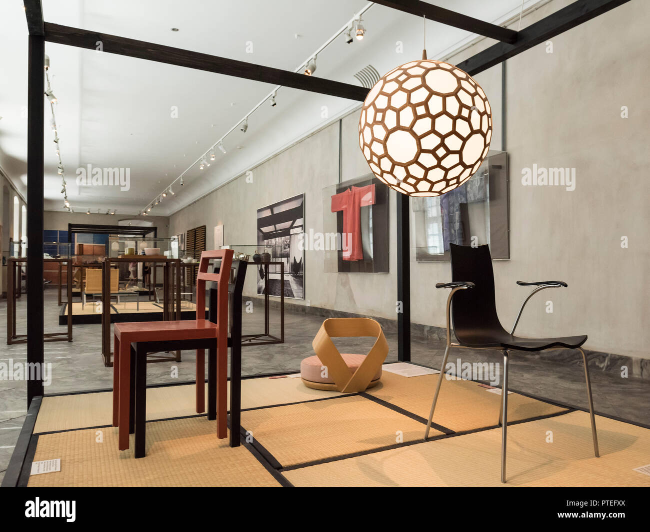 Copenhague. Le Danemark. Musée danois d'art et de design de l'exposition, montrant l'influence de l'esthétique japonaise sur le design danois. Banque D'Images