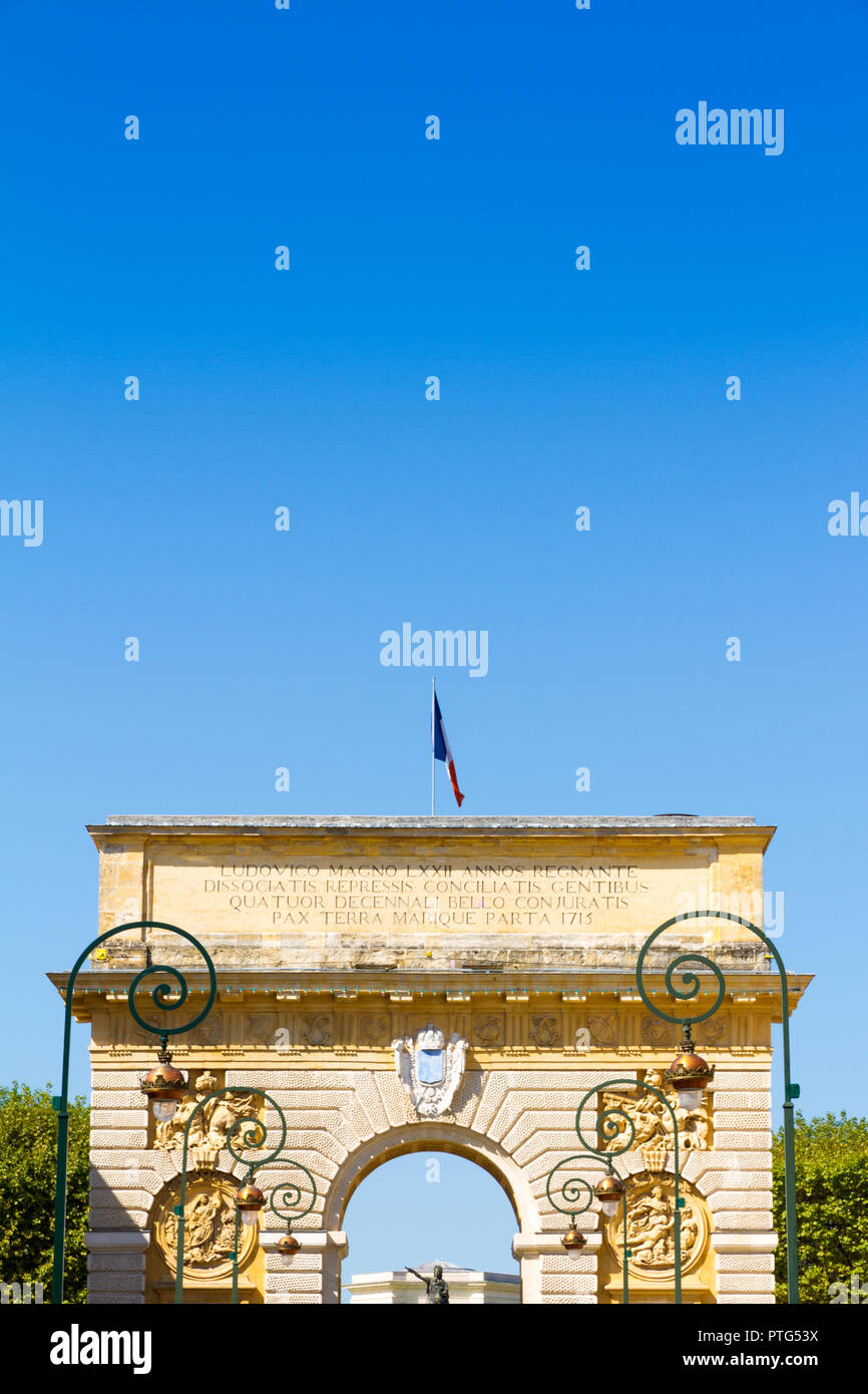 La Porte du Peyrou (1693) est un arc de triomphe à Montpellier, dans le sud de la France Banque D'Images