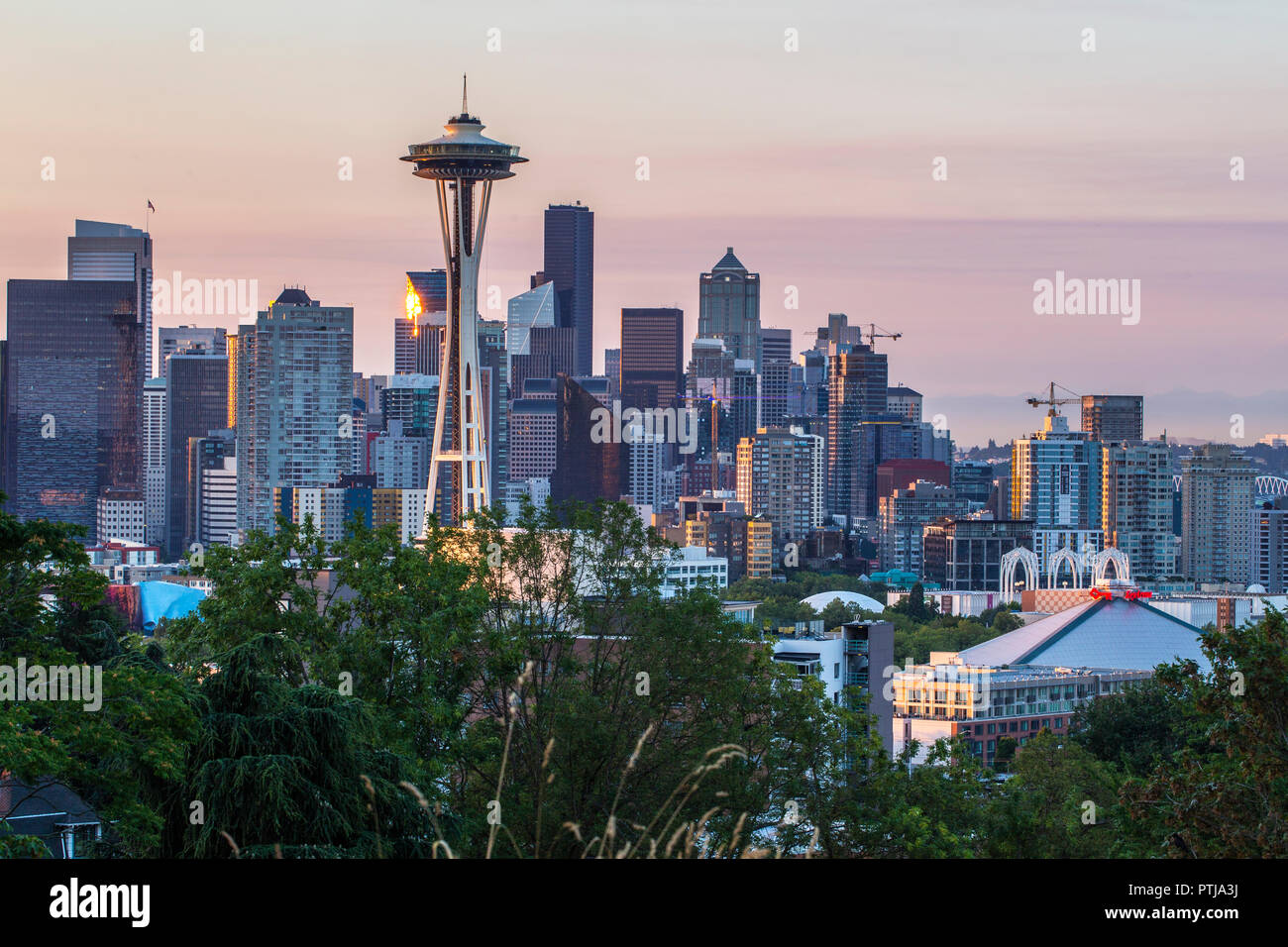 Une photo de la Seattle Skyline at dawn Banque D'Images