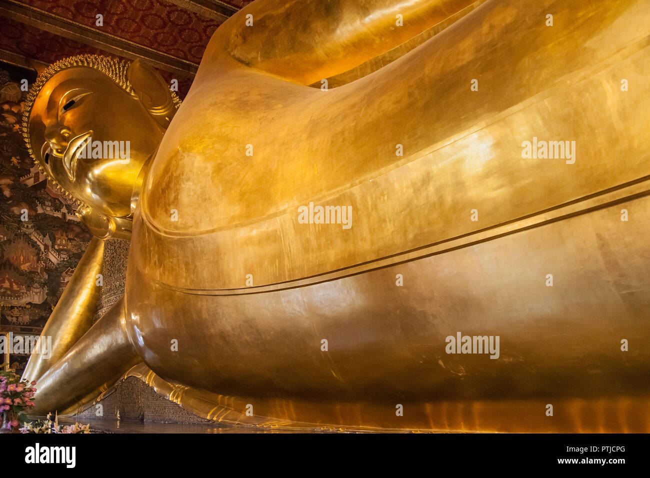 Bouddha couché du Wat Pho à Bangkok, Thaïlande. Banque D'Images