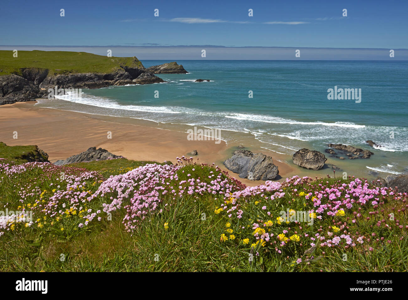 La plage de Porth Joke qui se trouve entre entre les caps de Kelsey et tête Point West Pentire. Banque D'Images