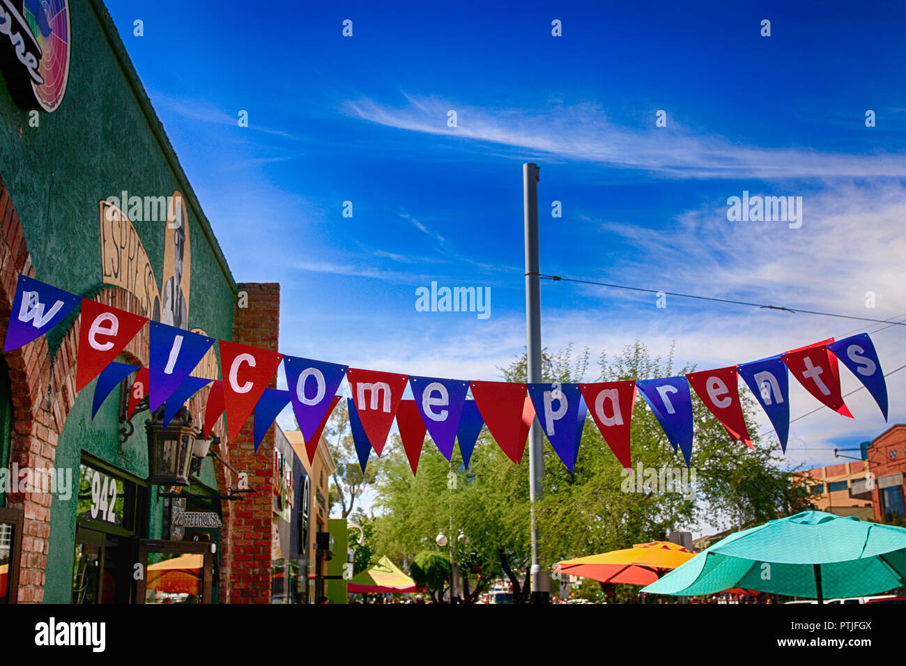 Parents bienvenue sur bannière E University Blvd pendant UA Parents week-end à Tucson AZ Banque D'Images