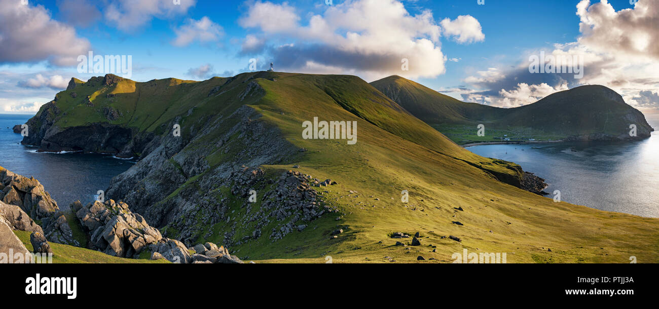 Début de la lumière du matin sur l'île de Hirta sur St Kilda. Banque D'Images