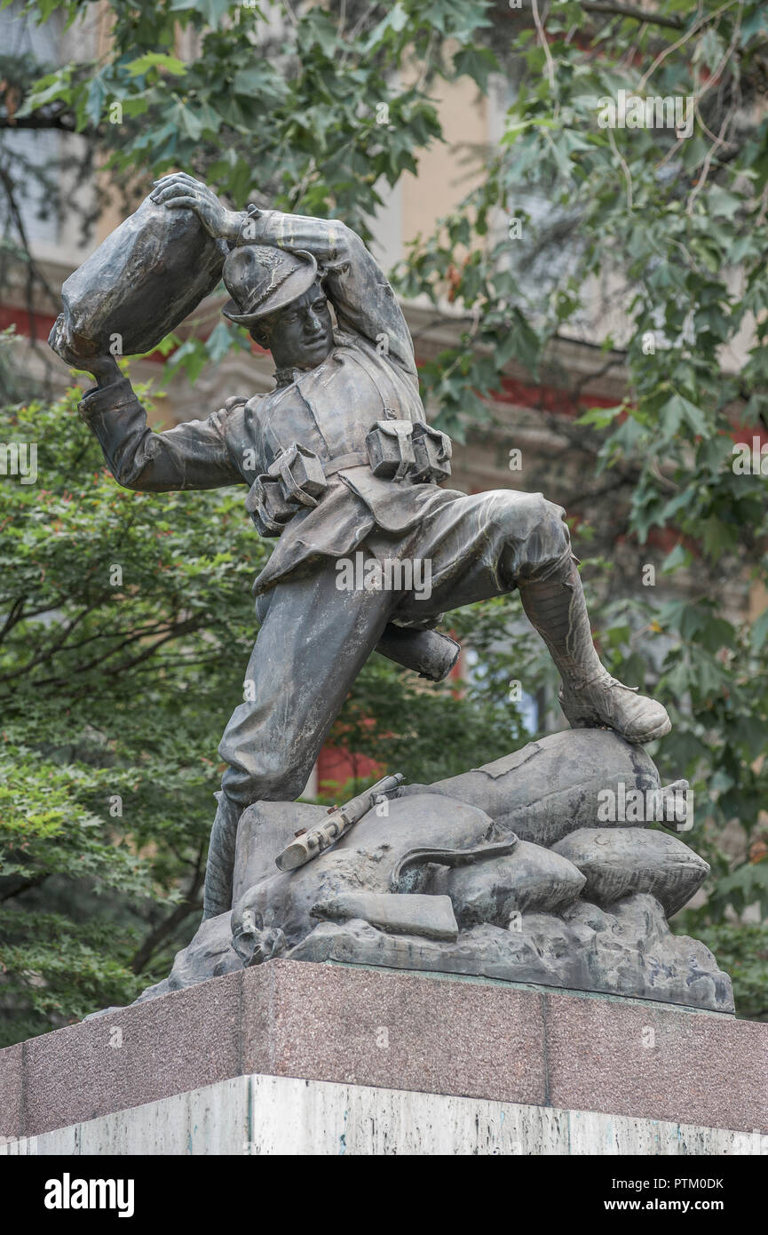 Monument d'infanterie de montagne, Première Guerre mondiale, Merano, Province de Bolzano, la région Trentin-Haut-Adige, Italie Banque D'Images