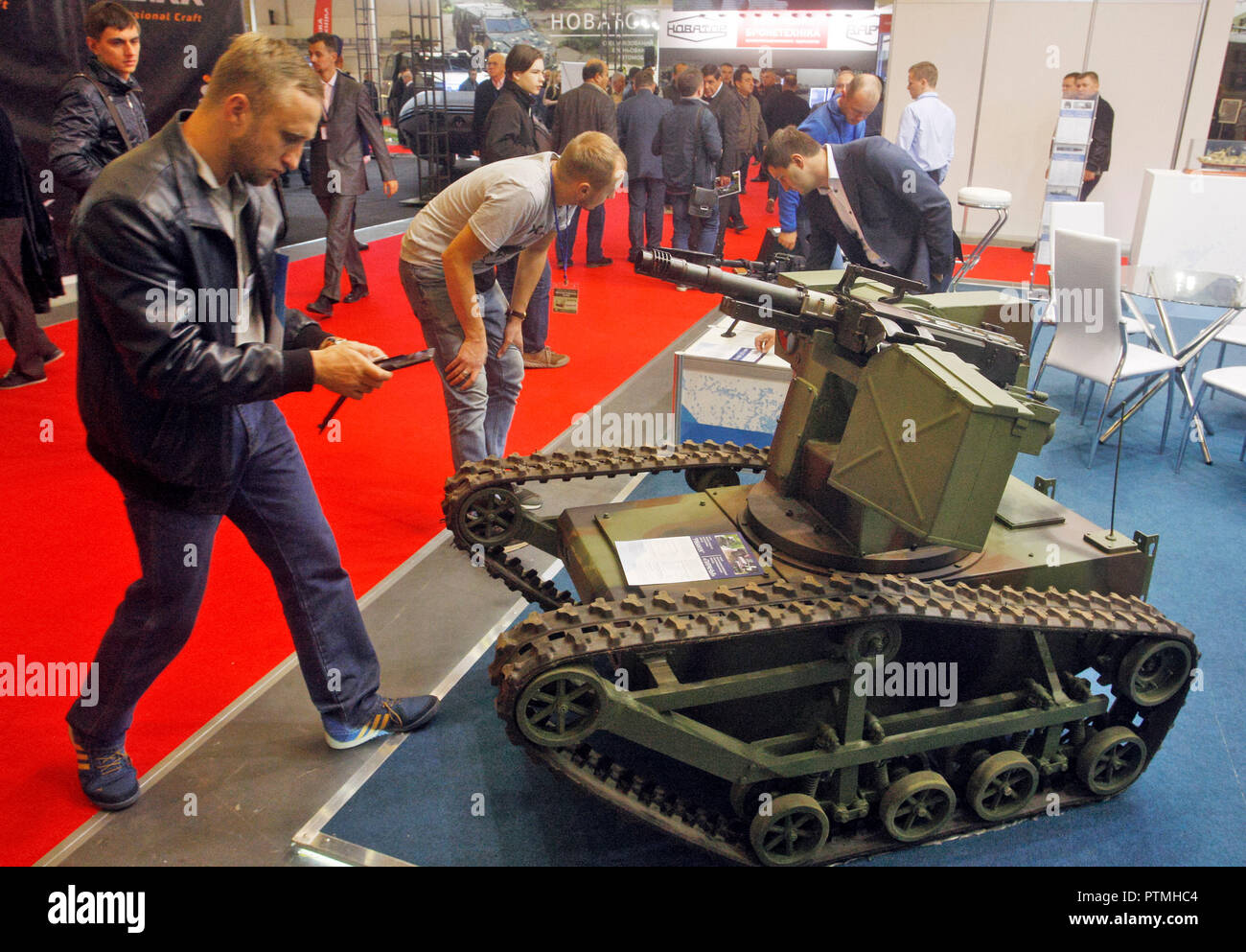 Robot De Combat Banque D Image Et Photos Alamy Robot De Combat Banque D Image Et Photos Alamy