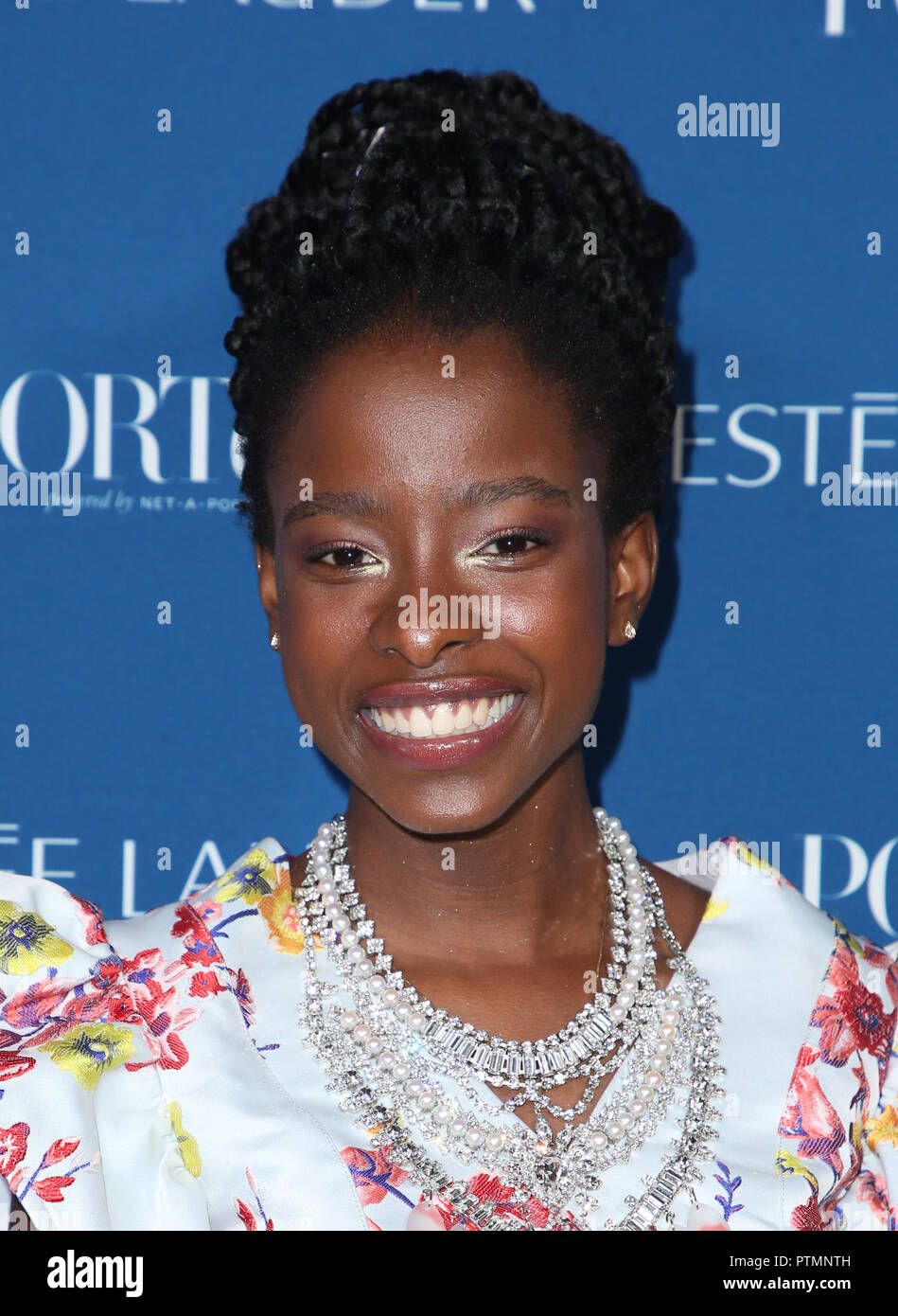 LOS ANGELES, CA - 9 octobre : Amanda Gorman, à Porter's Third Annual Gala Femmes incroyables à l'Ebell de Los Angeles en Californie le 9 octobre 2018. Credit : Faye Sadou/MediaPunch Banque D'Images