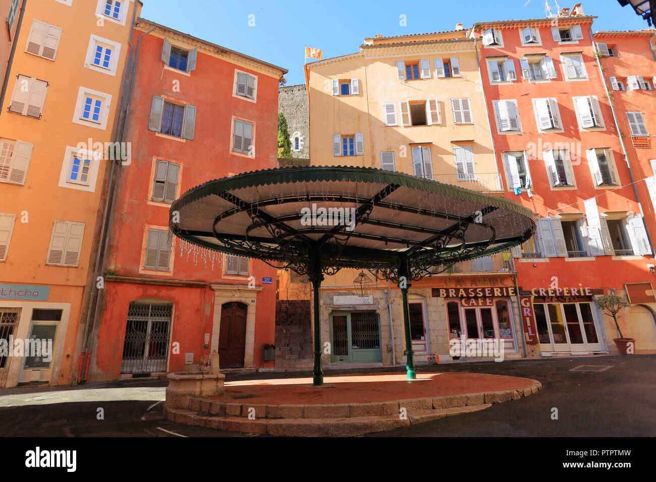 Place de la poissonnerie, Grasse, Alpes Maritimes, 06, PACA, France Banque D'Images