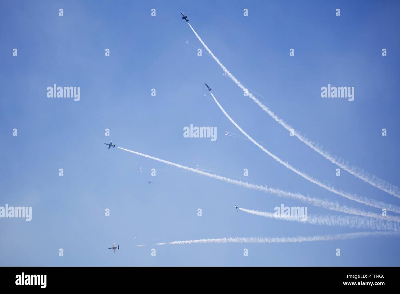 Breitling Jet Team le plus grand jet civil professionnel display team performing au 11e Festival de l'air de Bournemouth sur le 1er septembre 2018 Banque D'Images