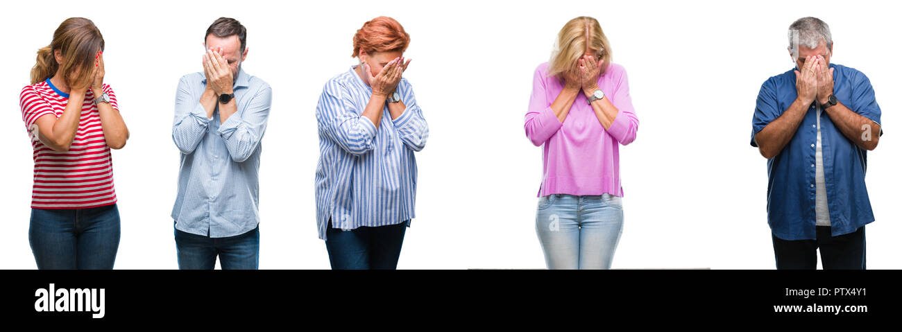 Collage de groupe d'âge moyen et les personnes isolées sur fond avec expression triste couvrant le visage avec les mains en pleurant. La dépression concep Banque D'Images