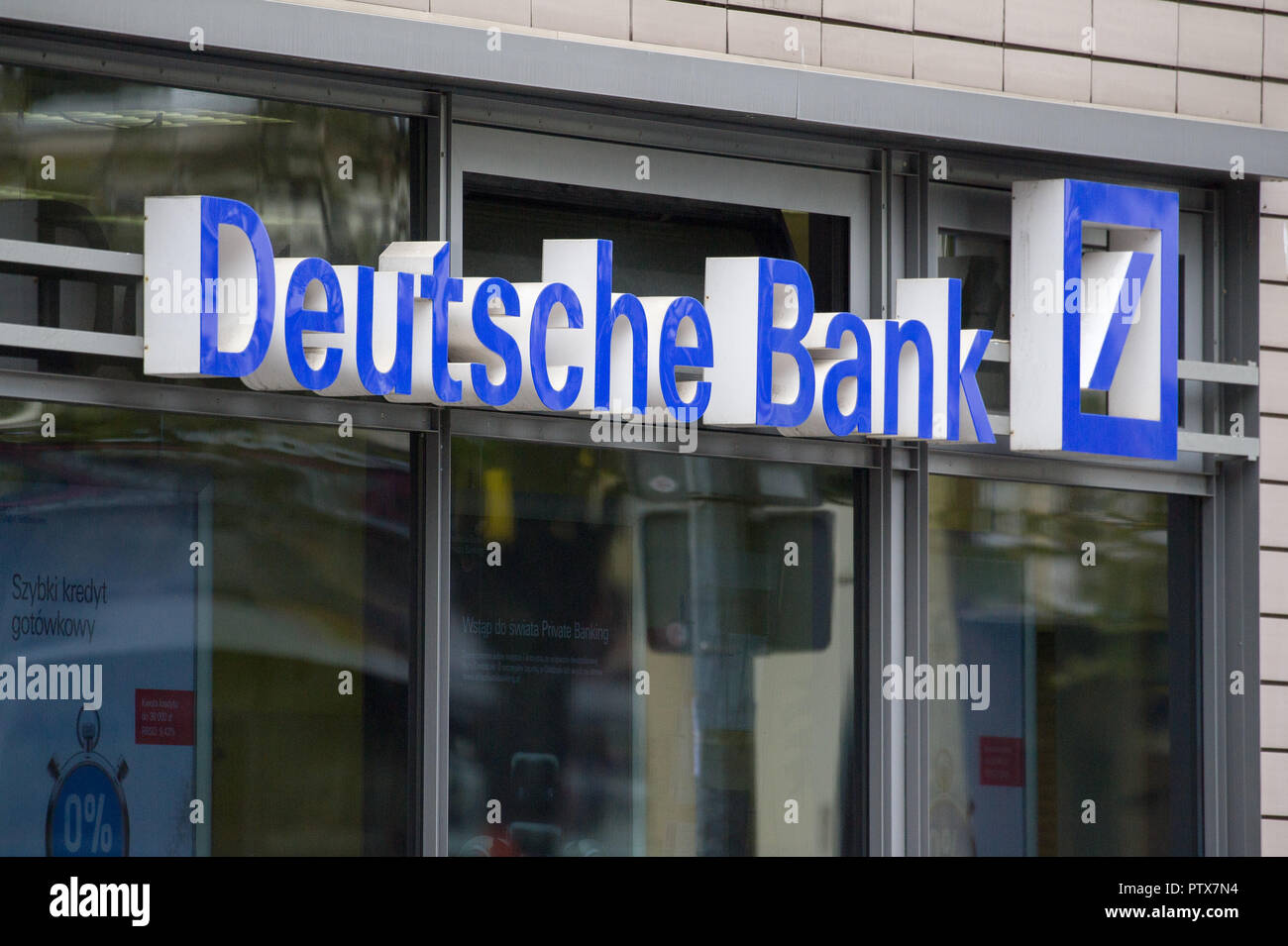 Deutsche Bank à Gdynia, Pologne. 5 octobre 2018 © Wojciech Strozyk / Alamy Stock Photo *** *** légende locale Banque D'Images