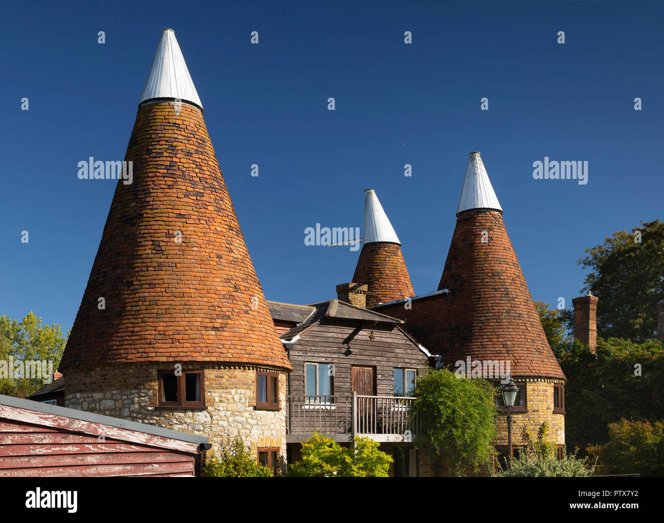 Maidstone, Kent, UK, Coxheath, incline Farm Oast, ancienne maison convertie en maison Oast Banque D'Images