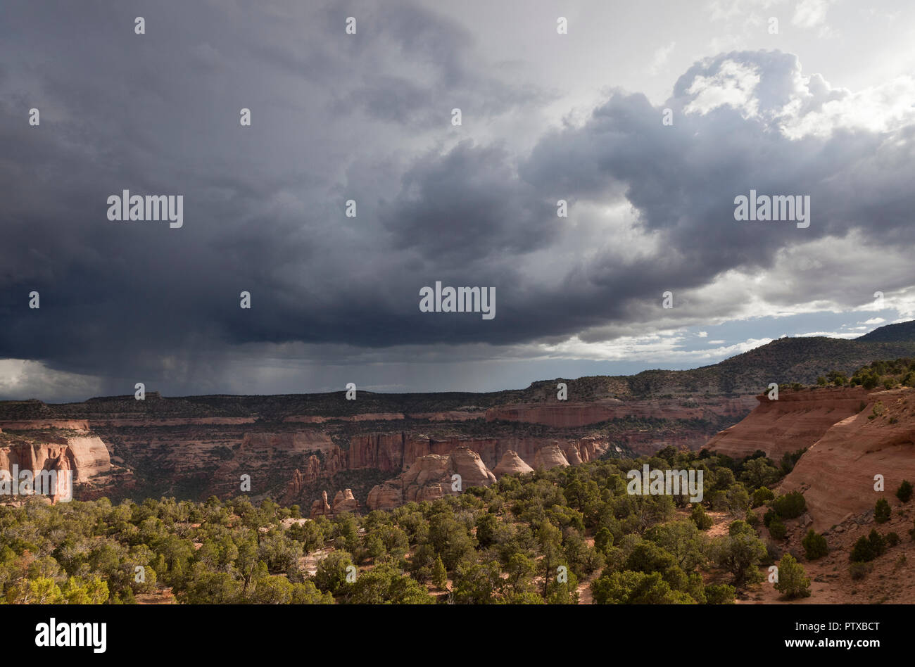 Fours à coke oublier dans une note de douche dans Colorado National Monument dans le Colorado, USA Banque D'Images