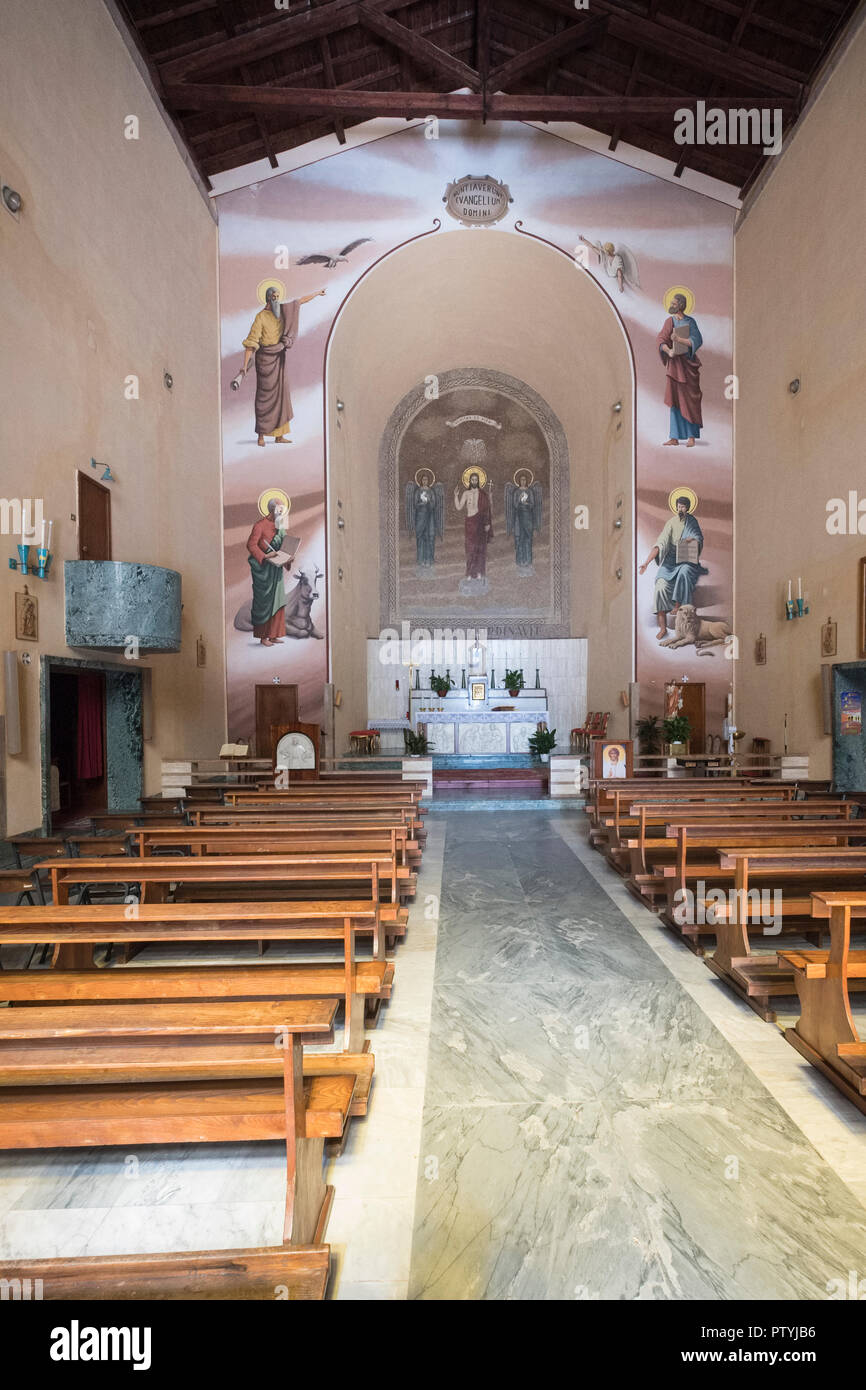 Intérieur de la chiesa parrocchiale di San Marco, Fertilia, église paroissiale de San Marco (1936, 2PST) Banque D'Images