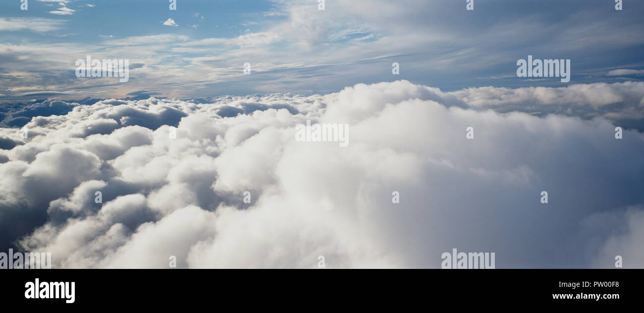 Les nuages d'en haut Banque D'Images