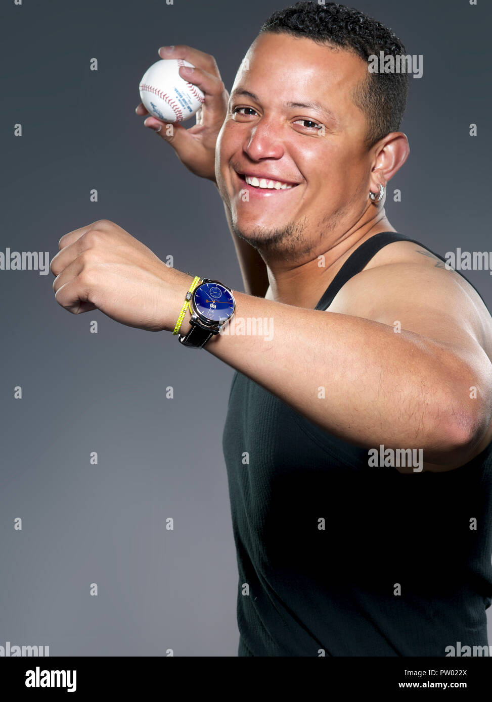 Miguel Cabrera # 24 premier but pour les Tigers de Detroit de la Ligue Majeure de Baseball MLB, Triple Couronne gagnant, surnommé 'Miggy', est un Vénézuélien professi Banque D'Images
