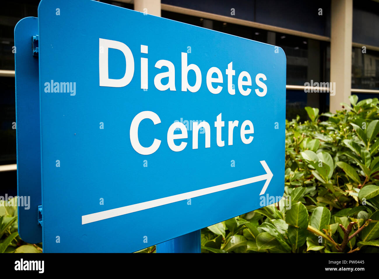 Signer pour le diabète à l'extérieur d'un hôpital du NHS Centre à Liverpool au Royaume-Uni Banque D'Images