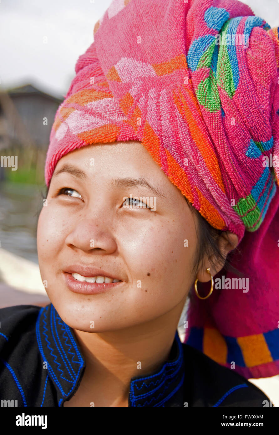 Jeune femme Shan au Myanmar Banque D'Images