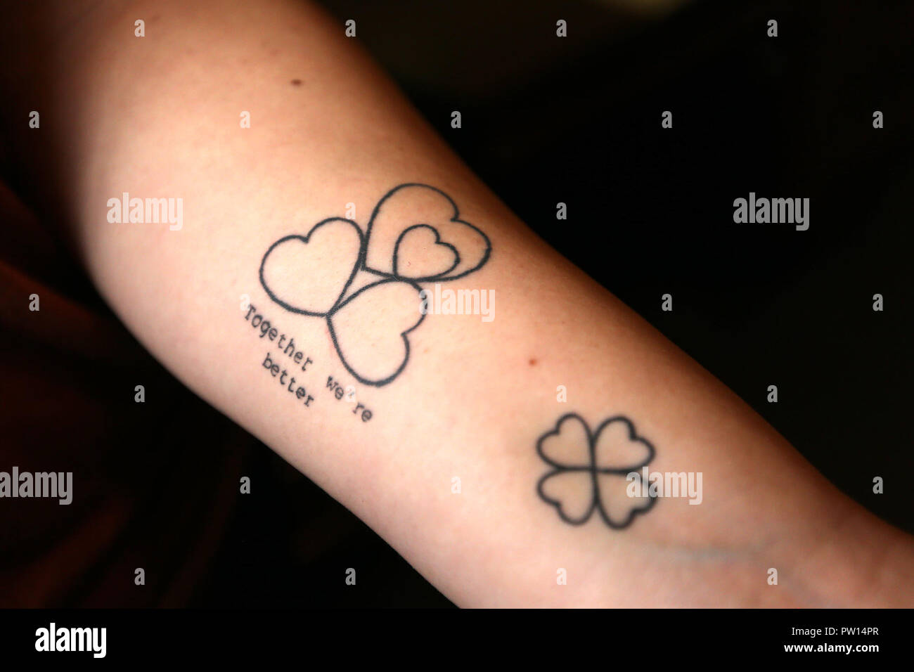 Child Tattoo Arm Banque D Image Et Photos Alamy
