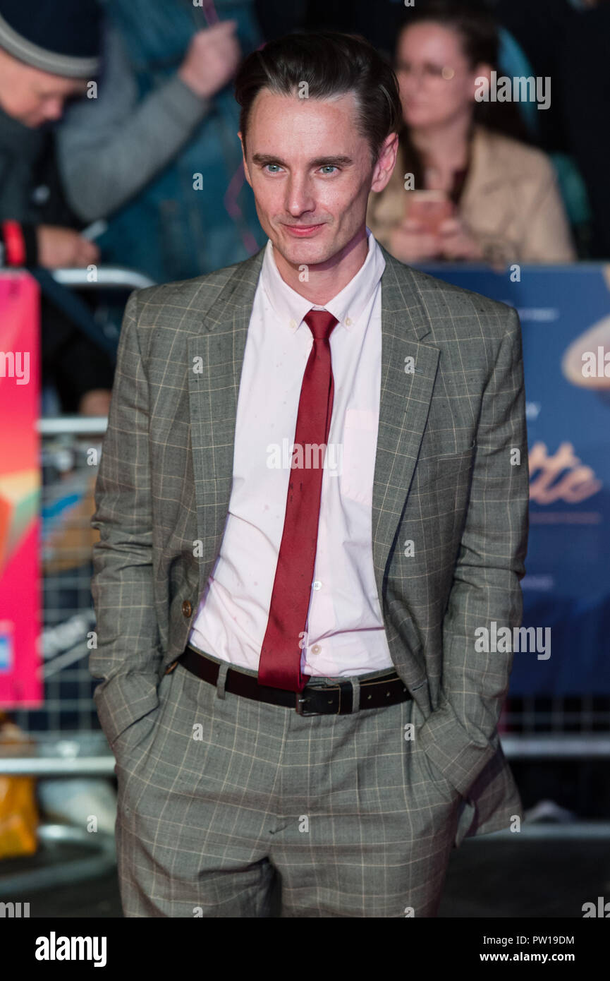 Londres, Royaume-Uni. 11 octobre 2018. Dickie Beau assiste à la première du film britannique 'Colette' au Cineworld, Leicester Square durant la 62e Festival du Film de Londres BFI Mécènes Gala. Credit : Wiktor Szymanowicz/Alamy Live News Banque D'Images
