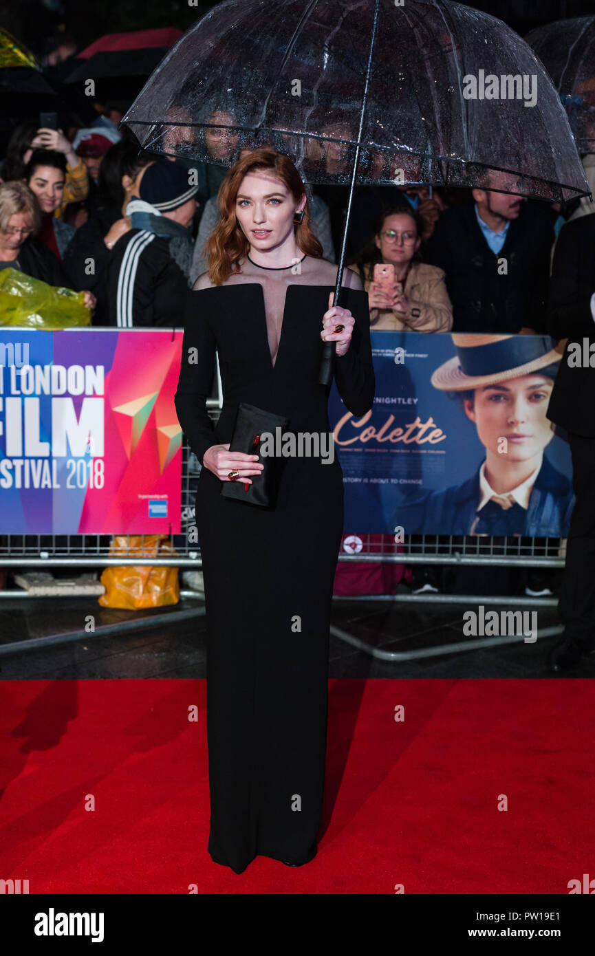 Londres, Royaume-Uni. 11 octobre 2018. Eleanor Tomlinson assiste à la première du film britannique 'Colette' au Cineworld, Leicester Square durant la 62e Festival du Film de Londres BFI Mécènes Gala. Credit : Wiktor Szymanowicz/Alamy Live News Banque D'Images