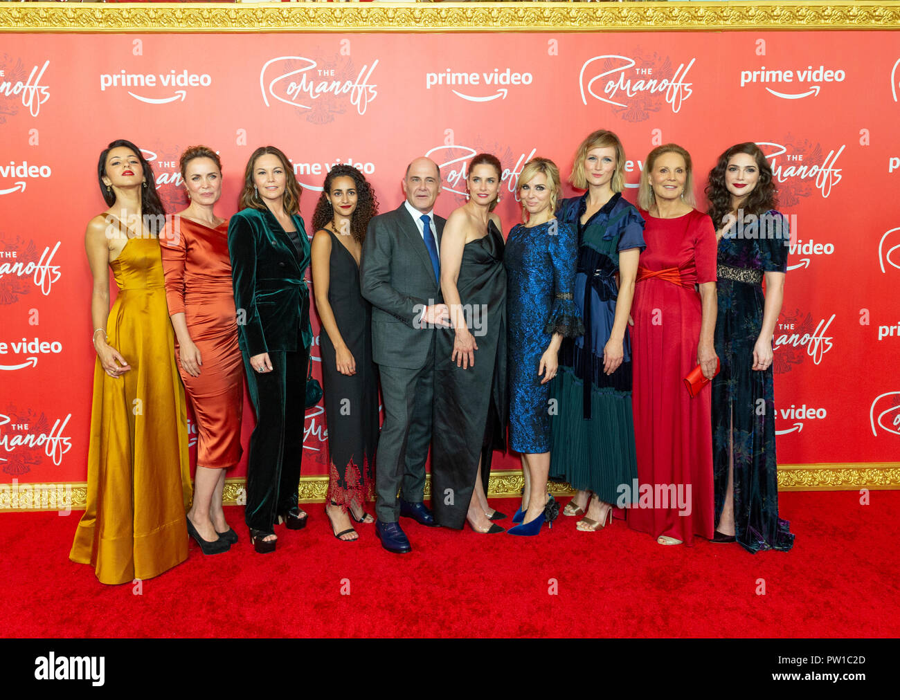 New York, USA - 11 octobre 2018 : femme cast assiste à l'Amazone Première du Romanov à thé russe Prix Crédit : lev radin/Alamy Live News Banque D'Images