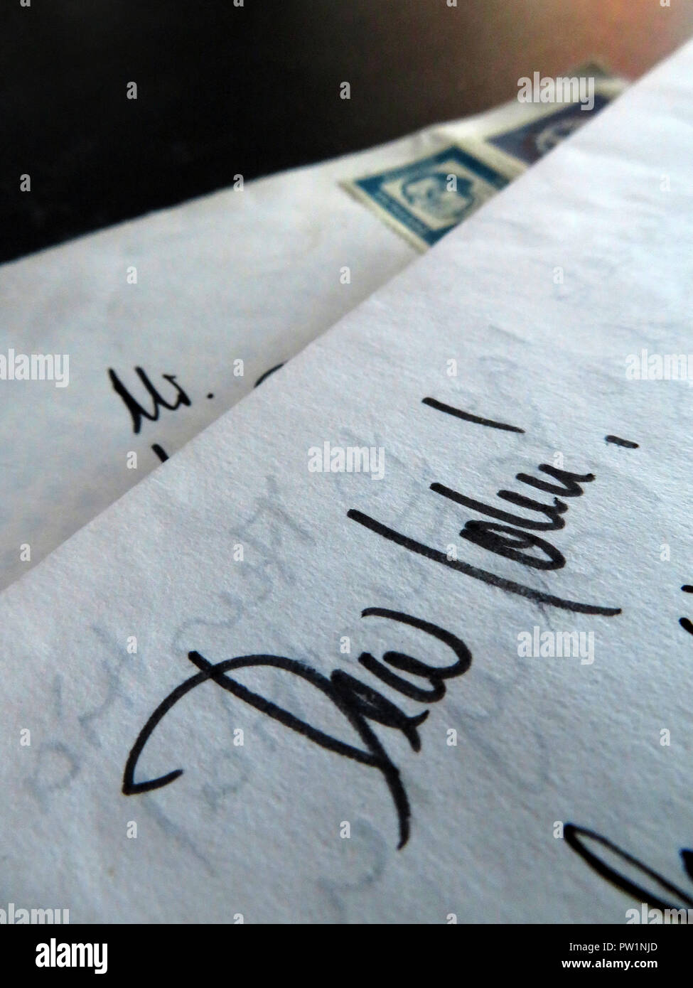 Part écrit des lettres de l'étranger en commençant par Dear John Banque D'Images