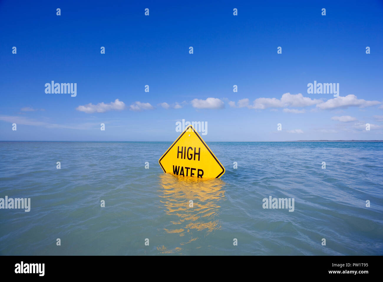 Signe d'eau élevée pendant les inondations Banque D'Images