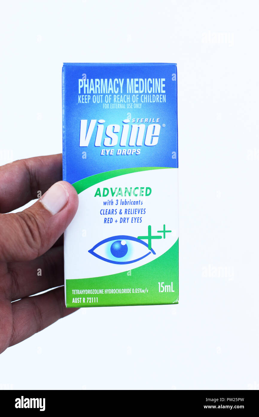 Les gouttes Visine isolated Banque D'Images