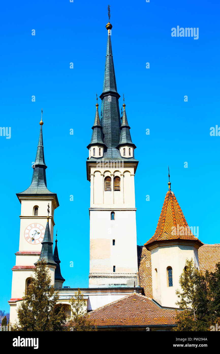 Tours de Saint Nicholas Church à Brasov, Transylvanie, Roumanie Banque D'Images