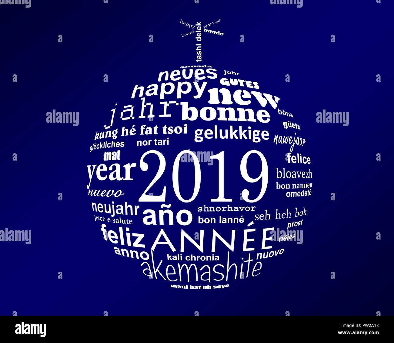Nouvel an 2019 nuage de mots de texte multilingue dans la forme d'une boule de noël Banque D'Images