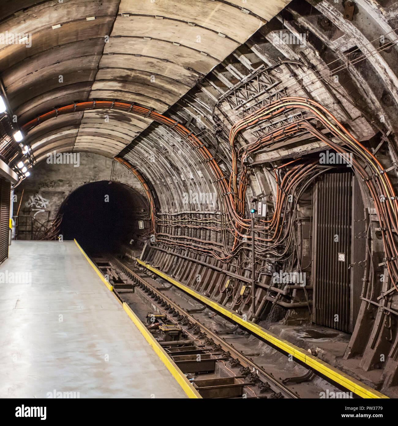 Tunnel souterrain industrielle Banque D'Images