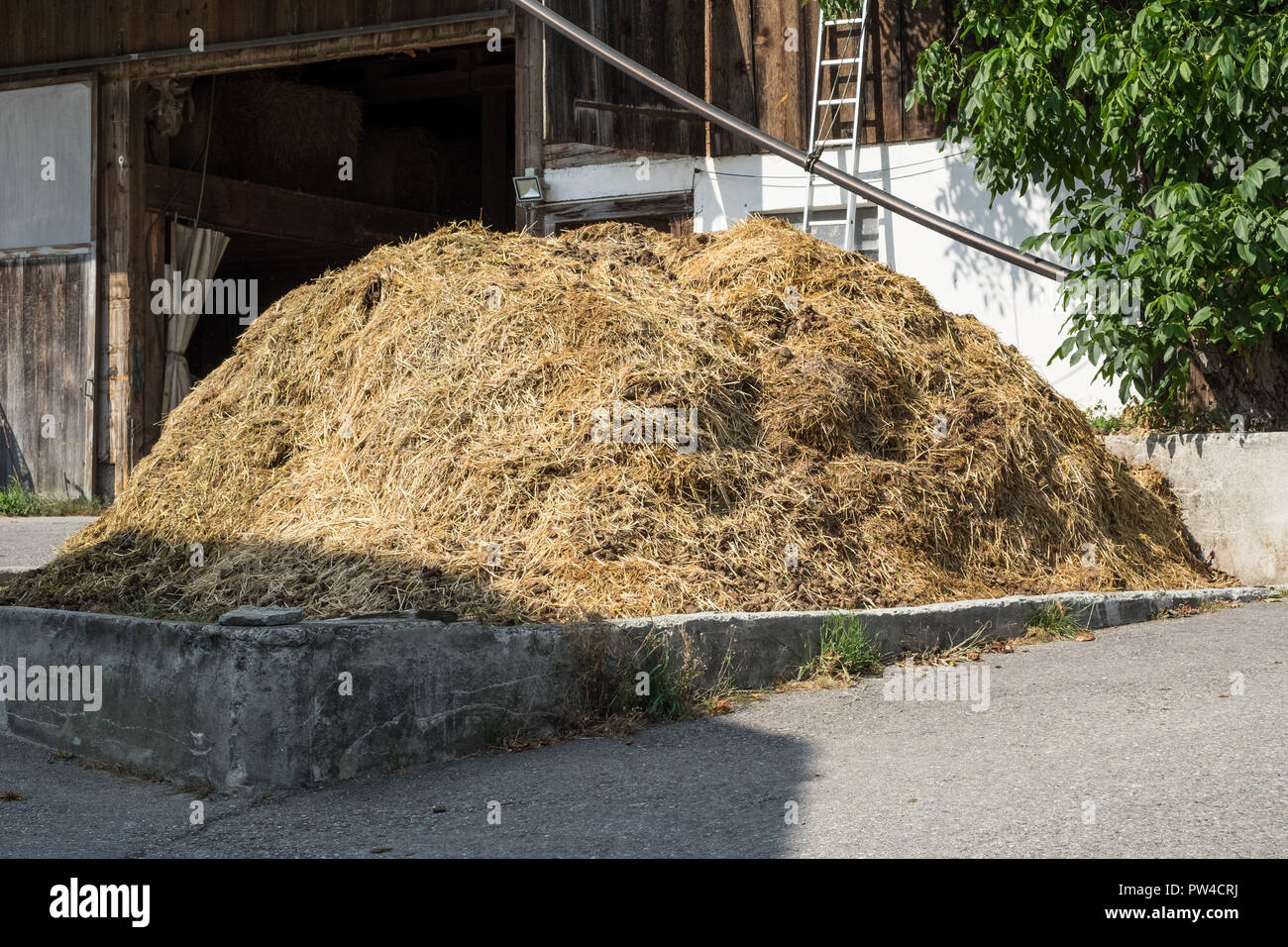 D'immondices sur une ferme à Swiss Banque D'Images