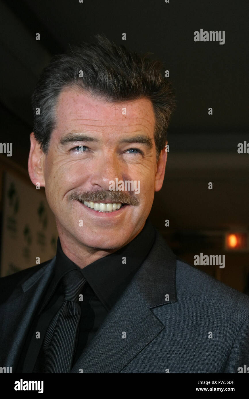 Pierce Brosnan 03/24/04 Global Green USA @ St Regis Hotel, Century City Photo par Kazumi Nakamoto/Hollywood News Wire référence #  33683 Fichier 786HNWPLX Banque D'Images