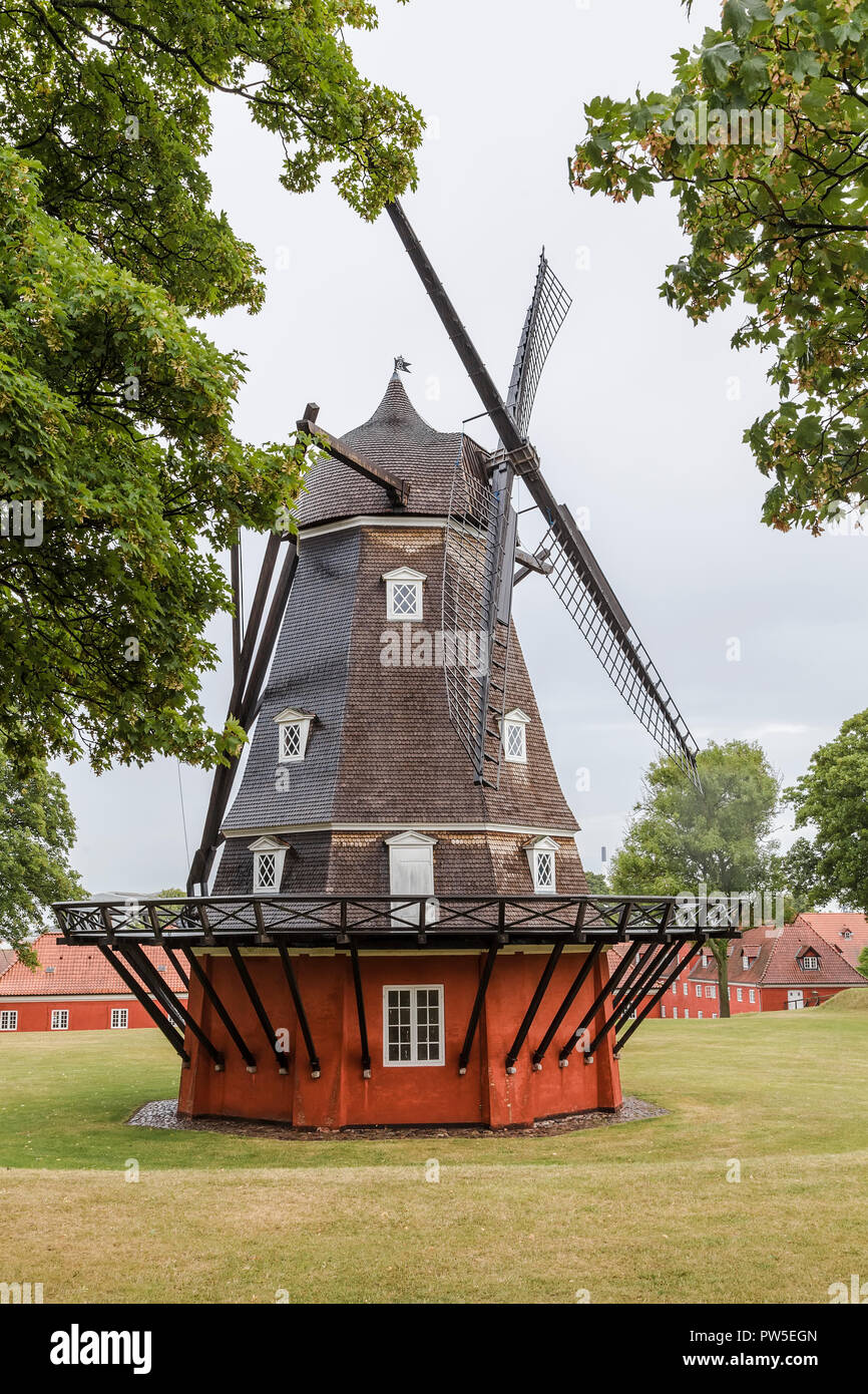 Ancien moulin à vent dans la citadelle de Copenhague. Danemark Banque D'Images