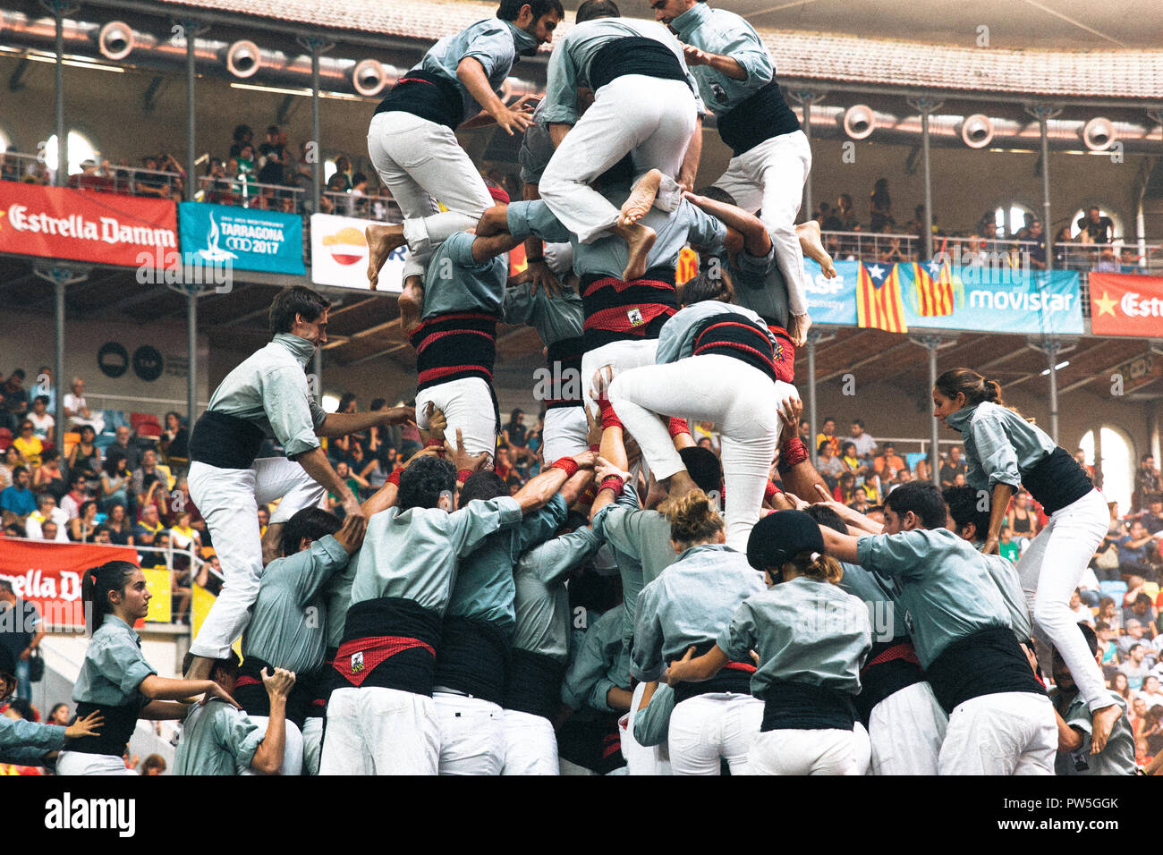 Castellers, Tour humain traditionnel, concurs de Castells, Tarragone, Catalogne, Espagne, 2014 Banque D'Images