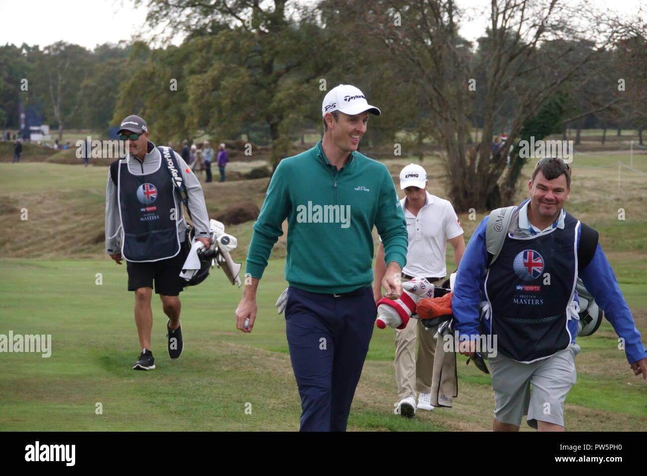 Walton Heath Golf Club, le 12 octobre, 2018. Justin Rose tout sourire alors qu'il fait la coupe sur le deuxième jour à l'SkySports British Masters de golf organisé par Justin Rose Crédit : Motofoto/Alamy Live News Banque D'Images