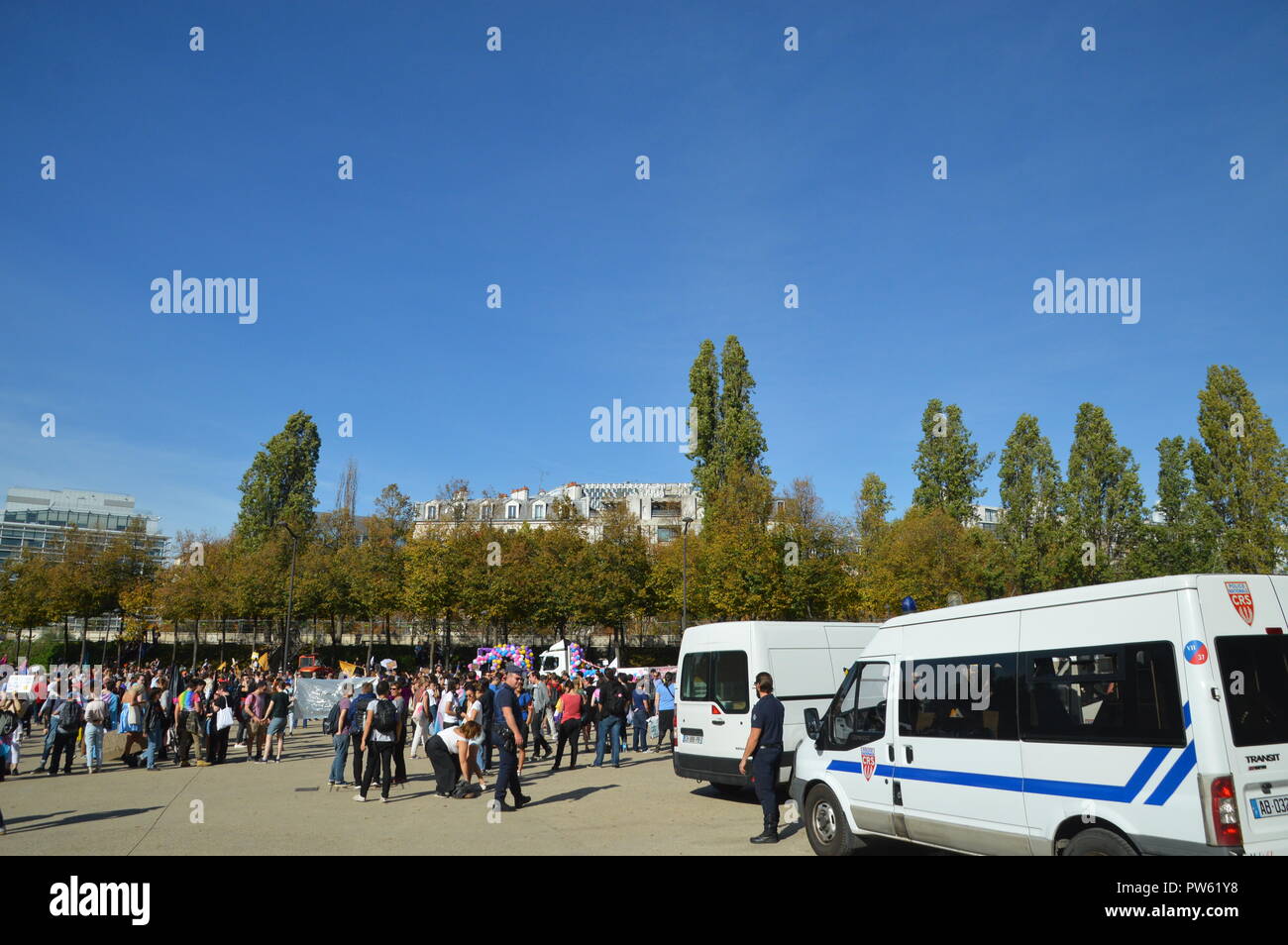 Paris, France. ExisTrans mars pour les droits des personnes transsexuelles. Place Stalingrad, Paris, France. 13 octobre 2018. 14h. ALPHACIT NEWIM / Alamy Live News Banque D'Images