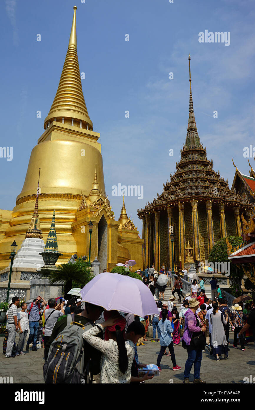 Phra Siratana Chedi, Reliquienschrein, Wat Phra Kaeo, Grosser Palast, Ko Ratanakosin, Bangkok, Thaïlande, Asie Banque D'Images