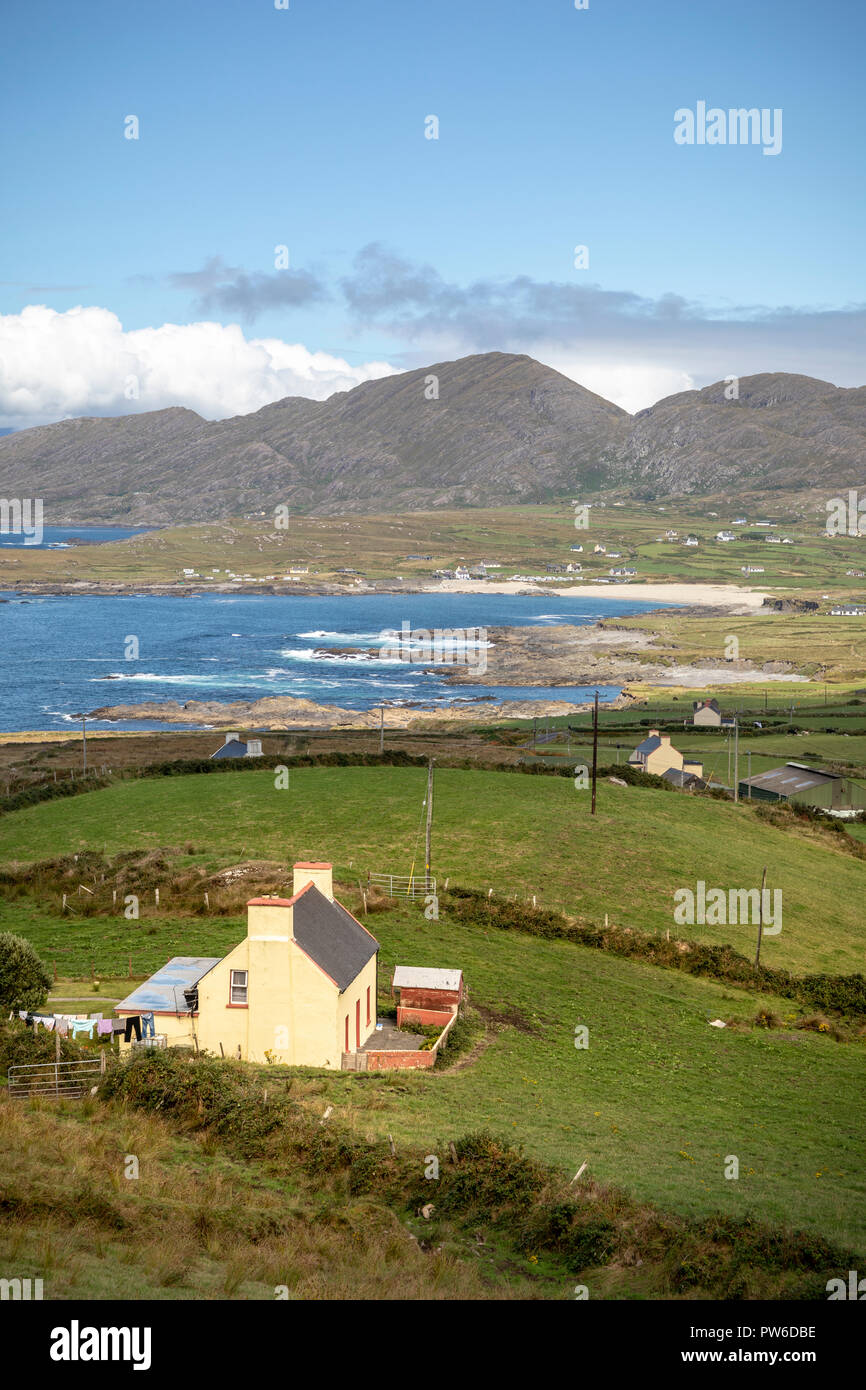 Vues vers Allihies, Péninsule de Beara, comté de Cork, Irlande, Europe. Banque D'Images