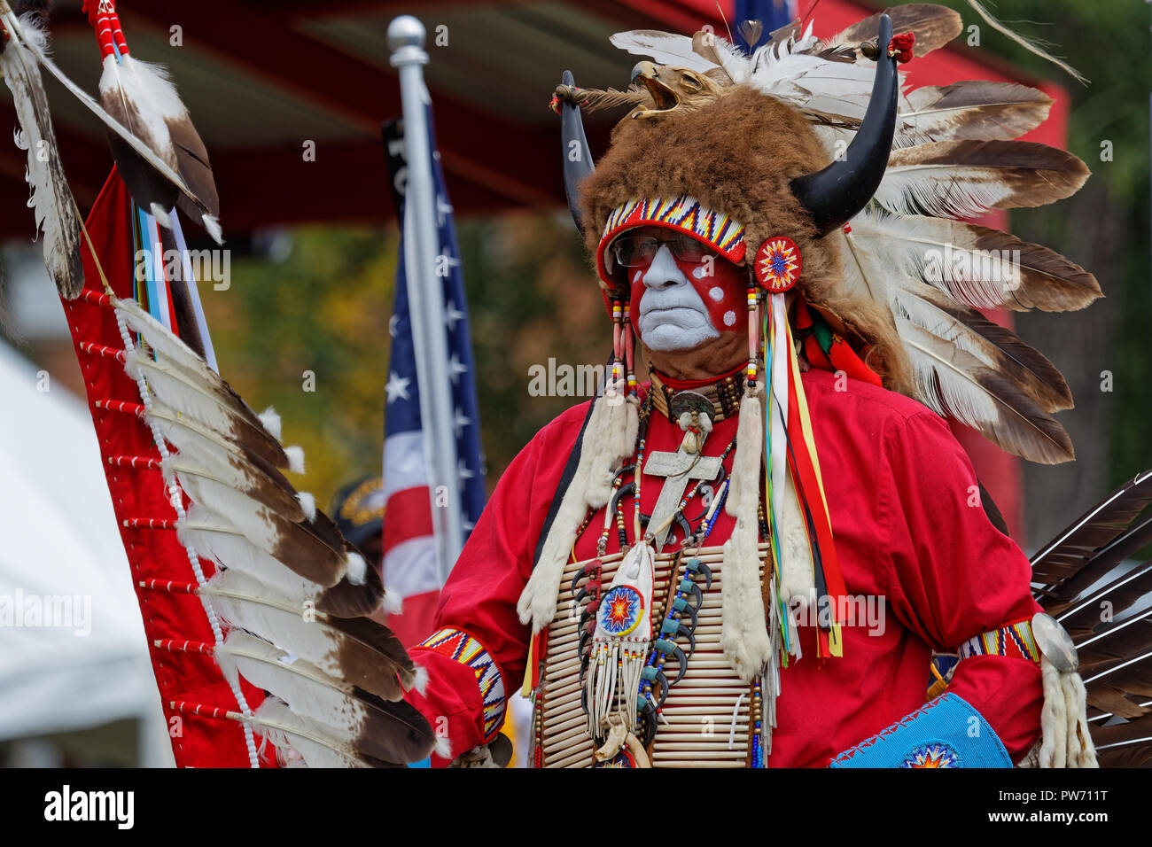 Bismarck, Dakota du Nord, le 9 septembre 2018 : un danseur de la 49e conférence annuelle des tribus Pow Wow, un grand événement en plein air qui réunit plus de 900 dance Banque D'Images