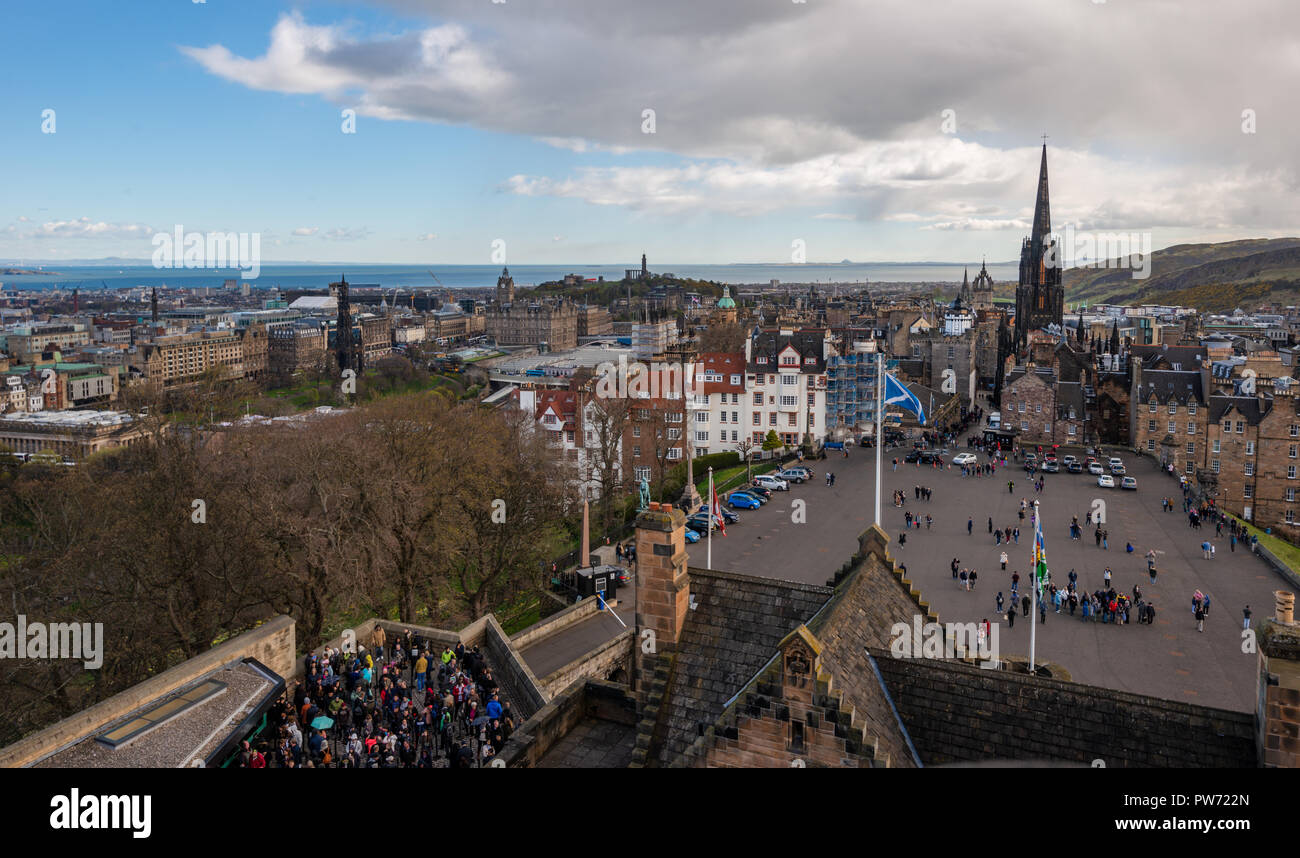 Le Royal Mile, du château d'Édimbourg, Edinburgh, Ecosse, Royaume-Uni Banque D'Images