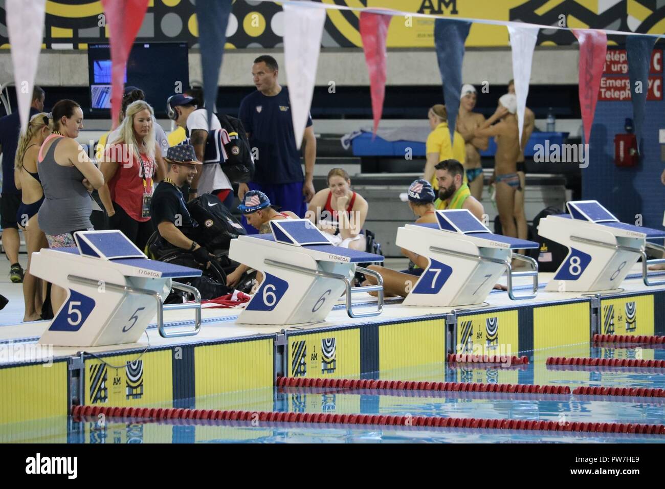 Les membres d'équipe nous préparer à nager la formation au Centre des sports panaméricains de Toronto, Toronto, Canada, le 22 septembre 2017 en préparation de l'Invictus 2017 Jeux. Les jeux auront lieu du 23 au 30 septembre. Invictus est un style international paralympique, évènement multi-sport, créé par le prince Harry de Galles, où blessé, malade ou blessé des membres des forces armées du monde entier participer aux sports, notamment le basket-ball en fauteuil roulant, rugby en fauteuil roulant, le volleyball assis, athlétisme et jetant des événements sur le terrain), tir à l'arc, randonnée à vélo, tennis en fauteuil roulant, dynamophilie, golf, natation, et à l'intérieur ro Banque D'Images