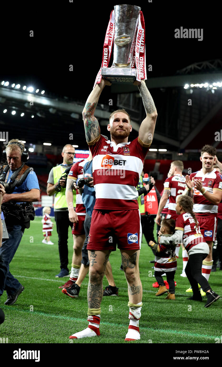 OnThisDay in 2013... 🍒 Wigan Warriors won the #ChallengeCup Final with a 16-0 win over Hull FC at Wembley. 🏆 The win marked a record-extending 19th success in the competition for