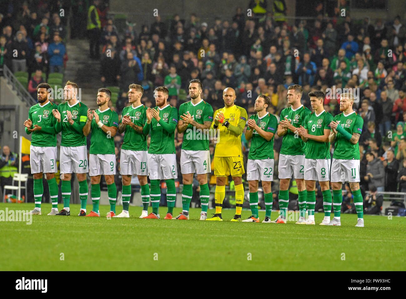 L'équipe de l'Irlande avant la ligne Rep de l'Irlande contre le Danemark LIGUE Nations match de championnat à l'Aviva Stadium. Score 0-0 Banque D'Images