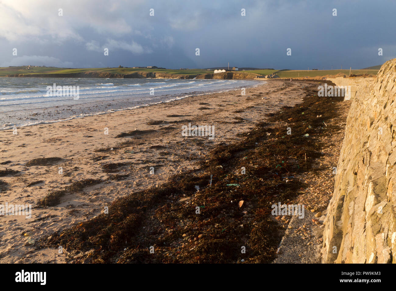 Scapa, plage continentale Orkney Banque D'Images