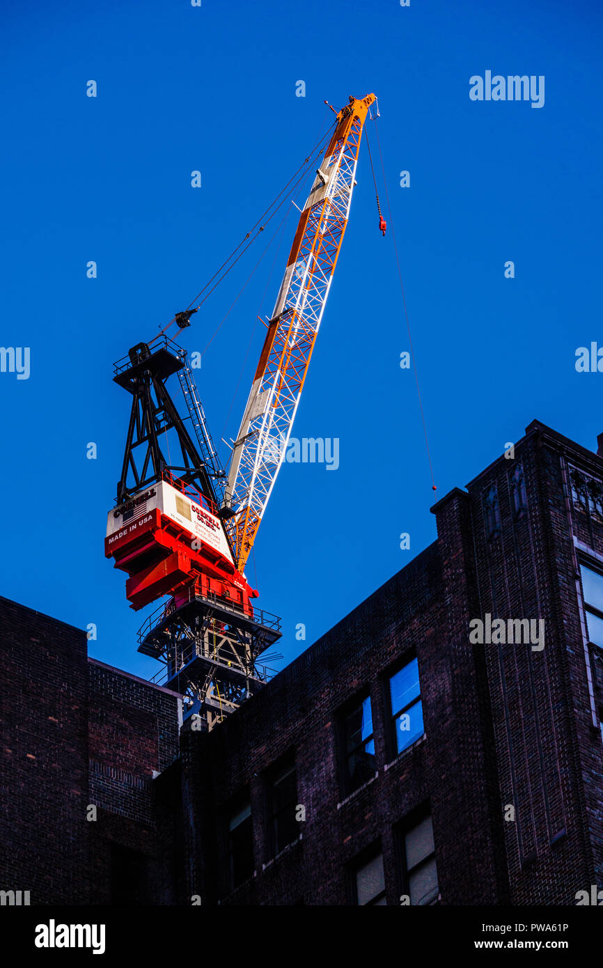 Grue A Tour Manhattan New York New York Usa Photo Stock Alamy