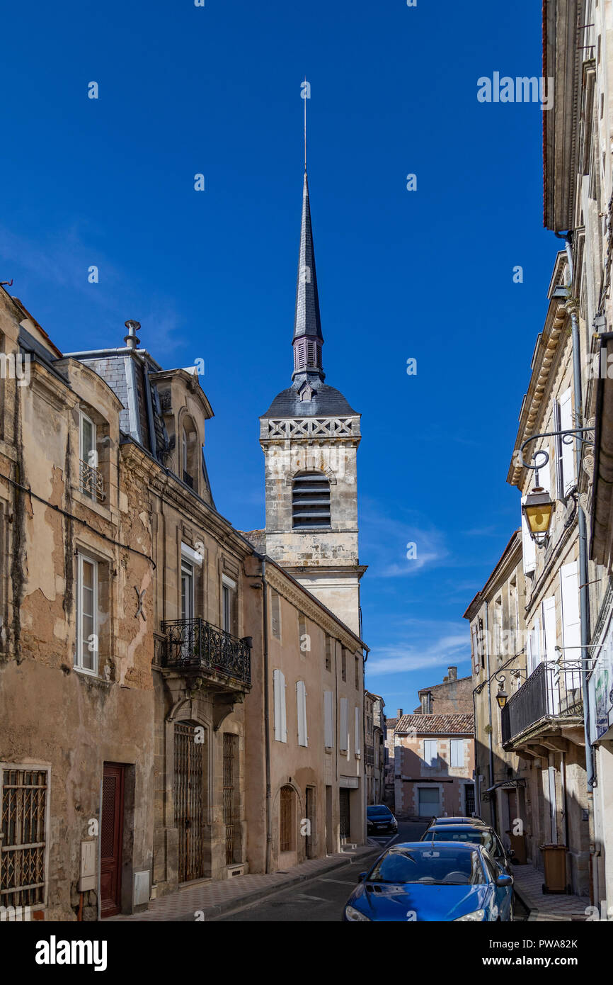 La tour de la Mairie (Hôtel de Ville) dans la ville de Blaye dans la région de France. Nouvelle-Aquitaine Banque D'Images
