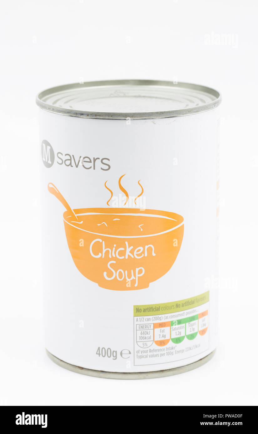 Une boîte de soupe au poulet épargnants Morrisons. Dorset England UK GO Banque D'Images